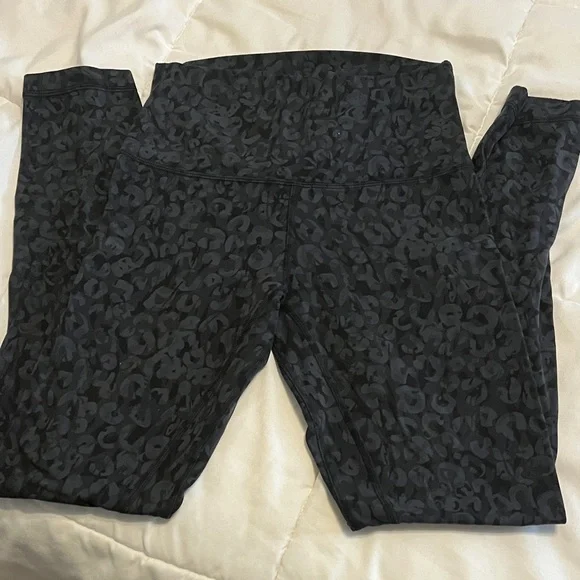 Lululemon Align Black Leopard Print Leggings - Picture 2 of 4